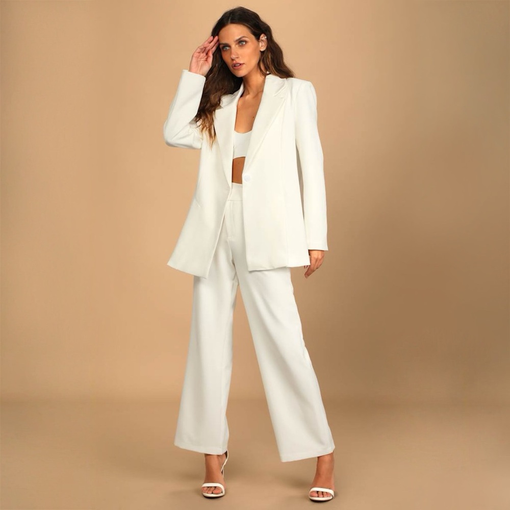 4TH & RECKLESS Sade White Blazer - Picture 2 of 9